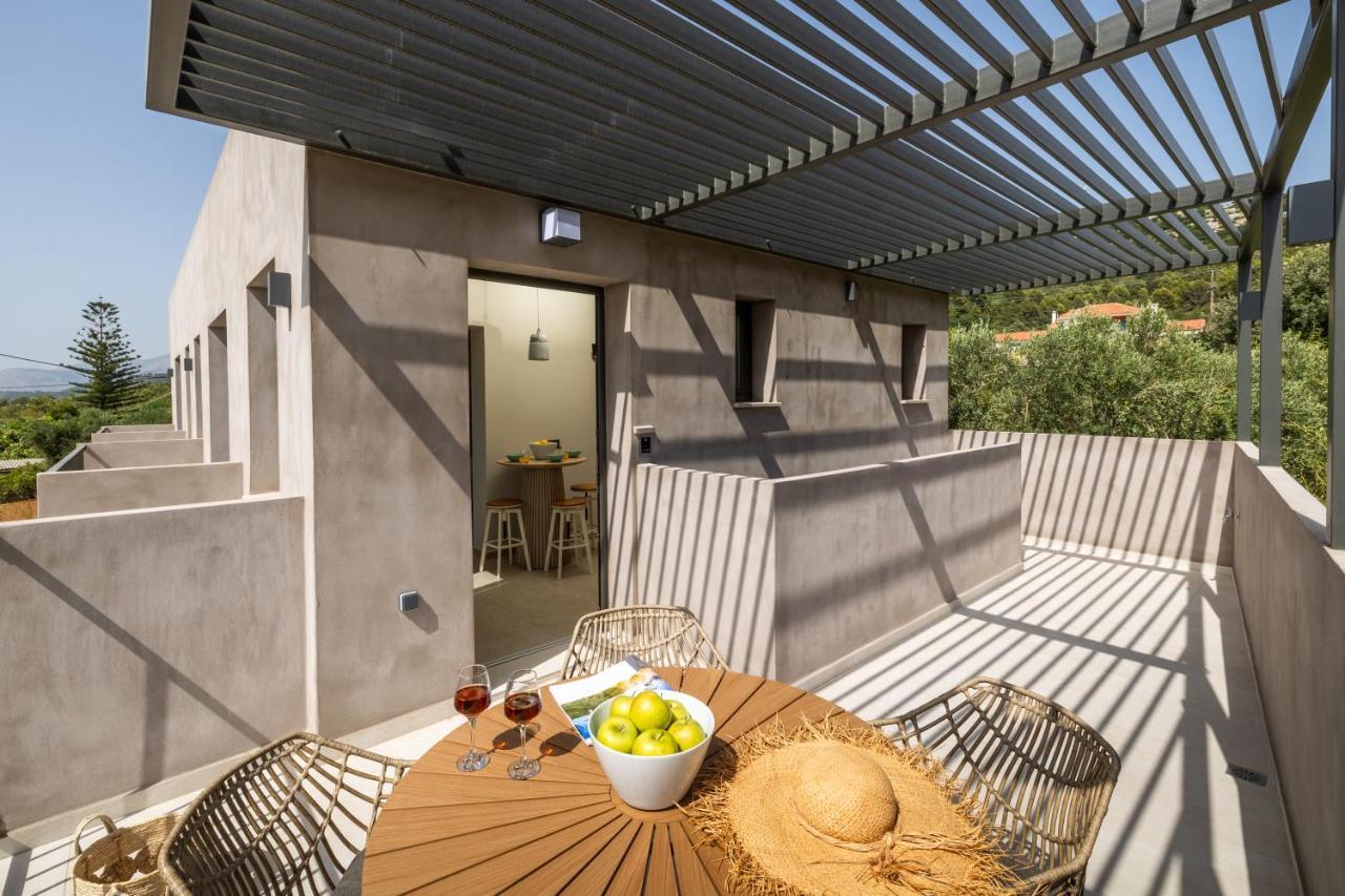Topos Suites Lassi  Ngoại thất bức ảnh